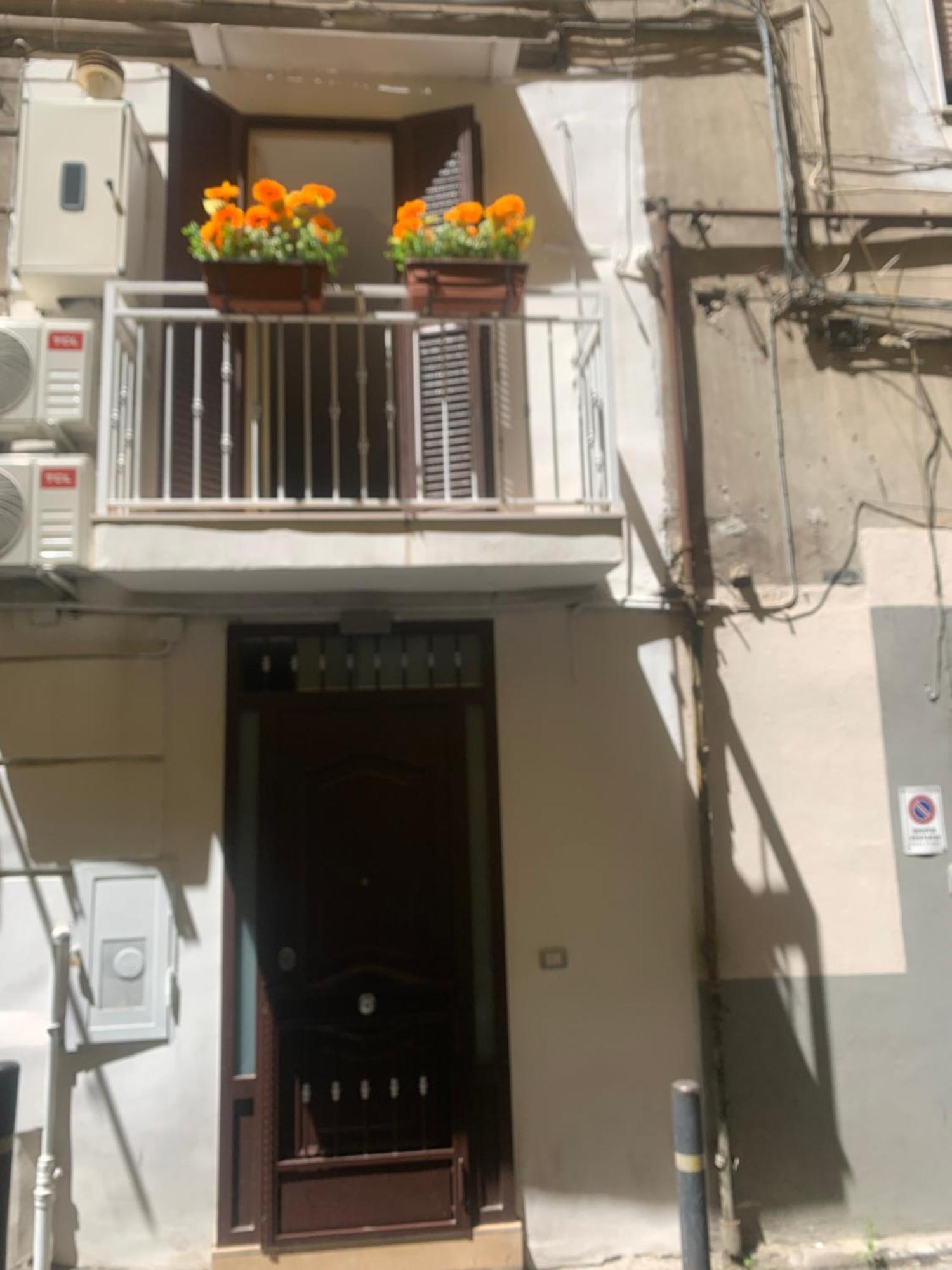 Viky House Chiaja 1 Nápoles Exterior foto